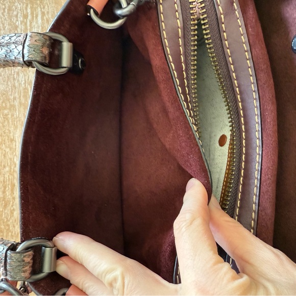 Coach Coral Satchel Bag with Textured Handles - Picture 3 of 10